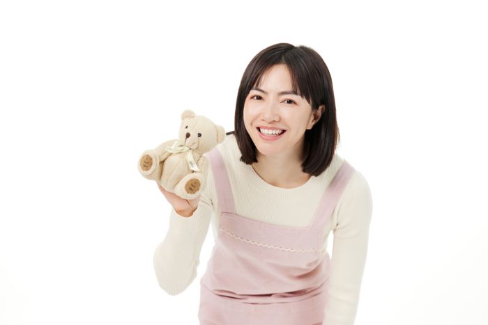 1653208898397934.jpg 摄图网_501728716_亲切的月嫂形象(企业商用).jpg